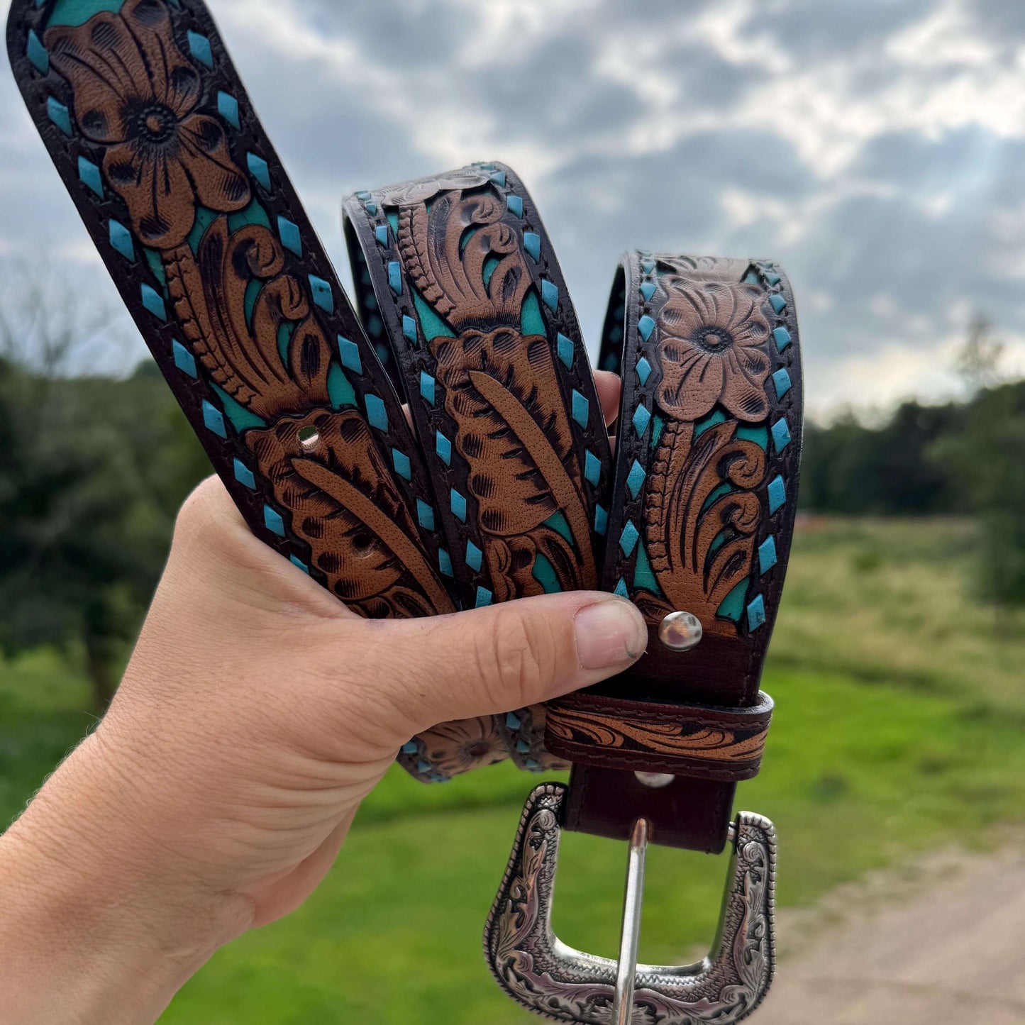 Genuine Leather Western Belt – Tooled Black & Tan with Blue Buckstitch